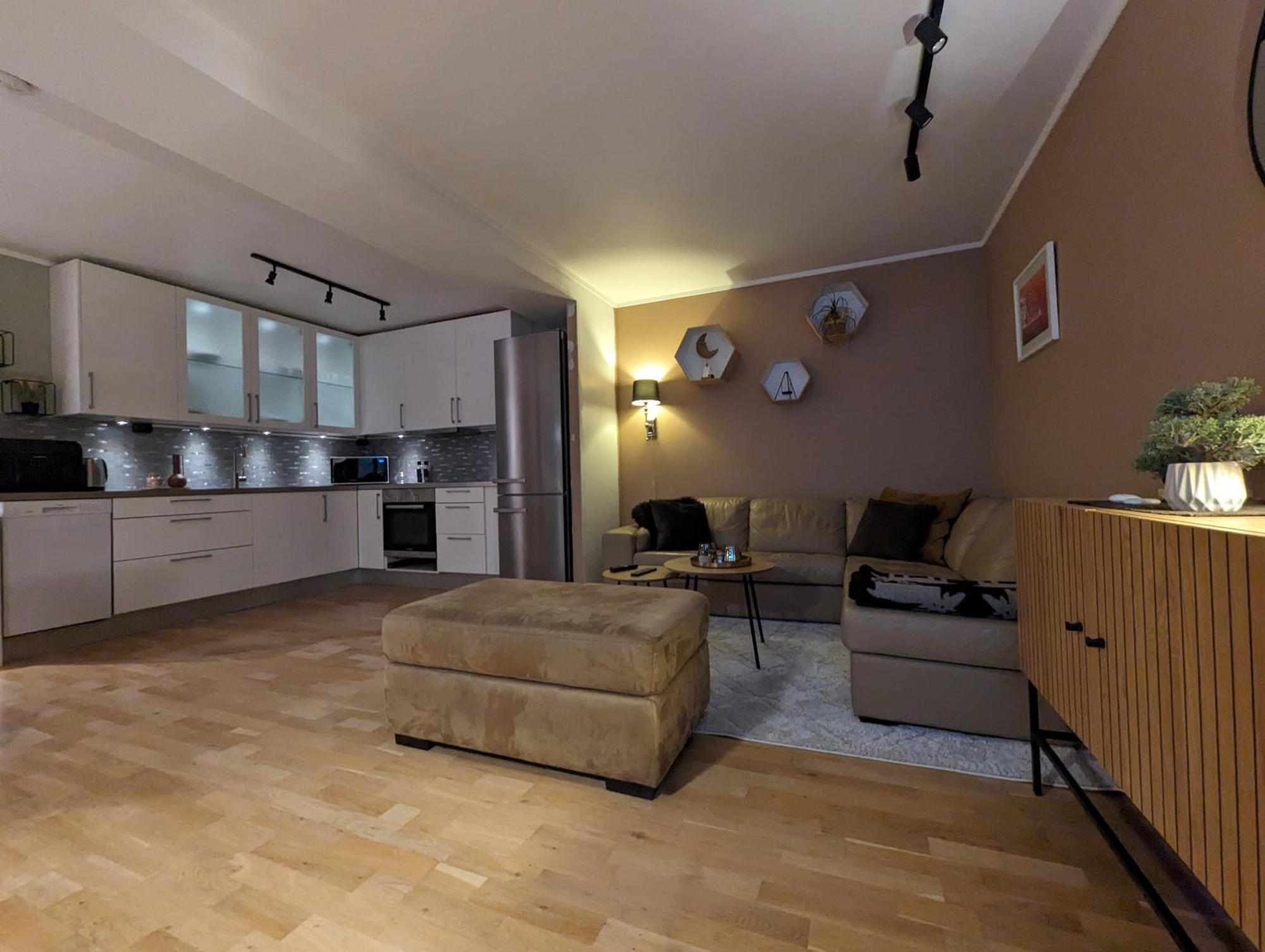 Mountain & Sea View Appartement *